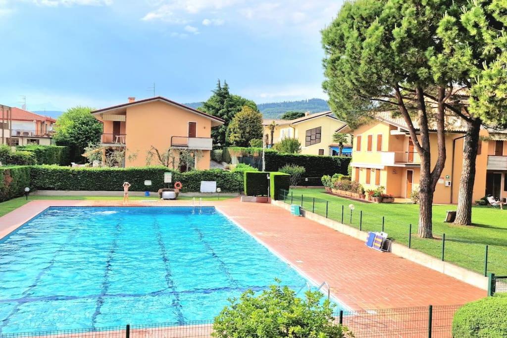 Europa Pool Apartment باردولينو المظهر الخارجي الصورة